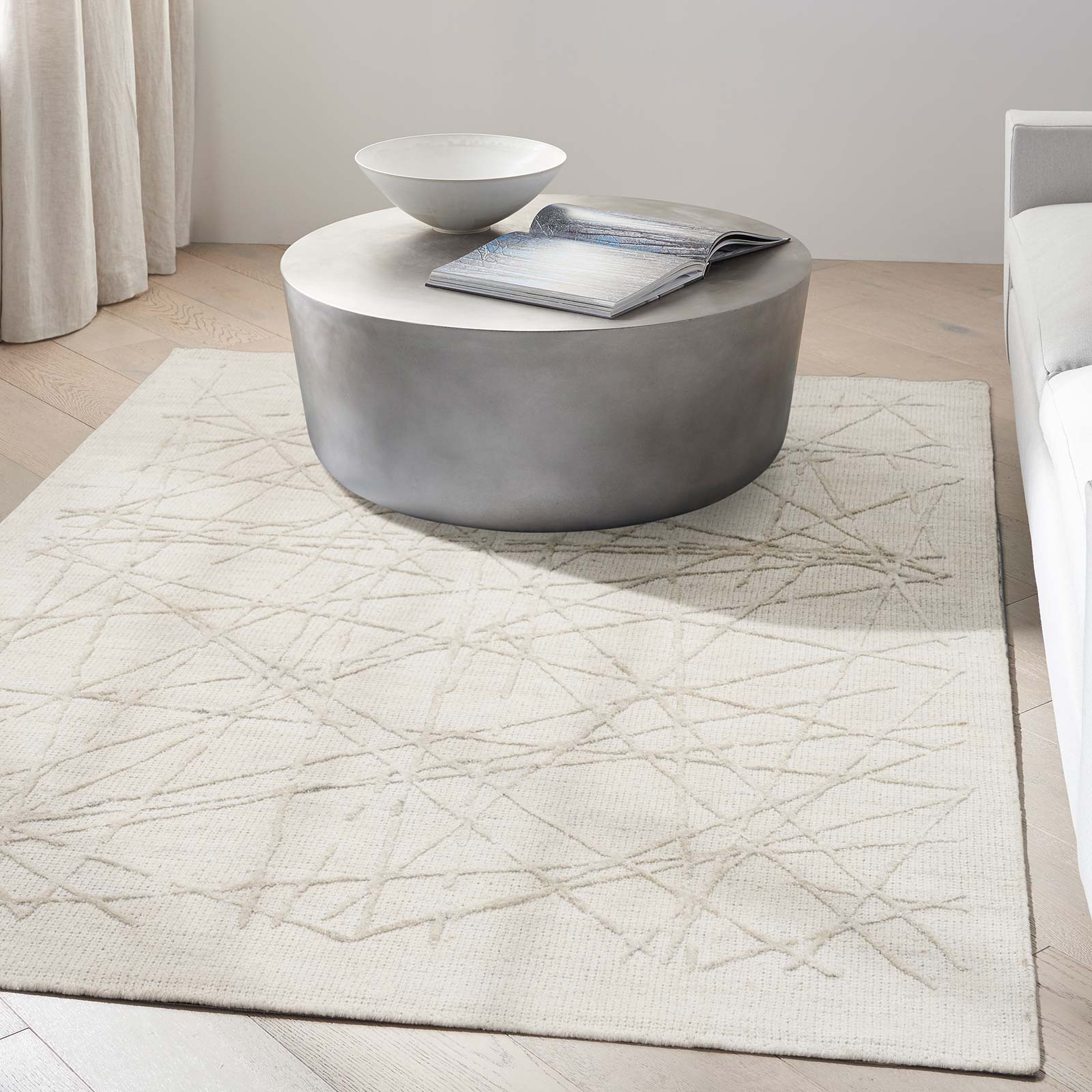 Calvin Klein tapijt Wander CK044 WND01 IVGRY IVORY GREY 5x7 099446957047 interior 1
